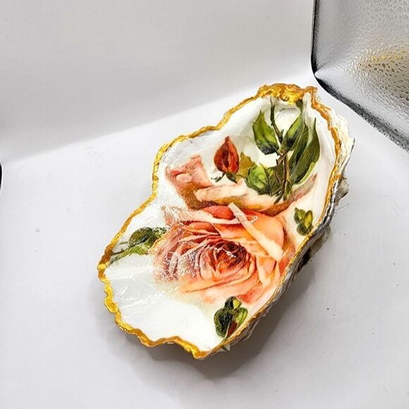 DECOUPAGE HUGE OYSTER SHELL - Picture 1 of 3